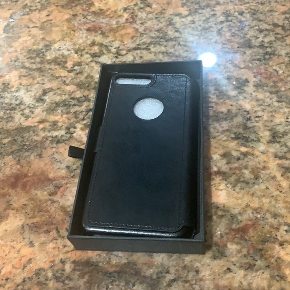 COPY - iPhone 8 Plus Leather Wallet Case New - Picture 3 of 4